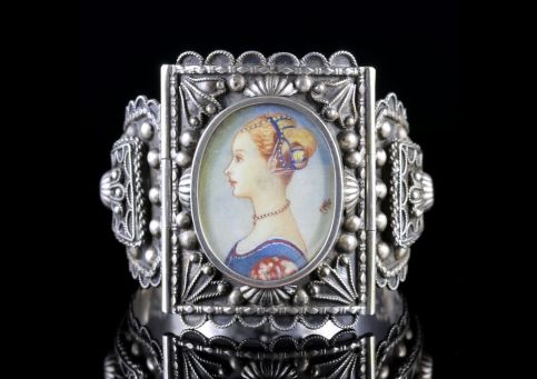 Antique Victorian Venetian Silver Portrait Bracelet Circa 1860 FRONT